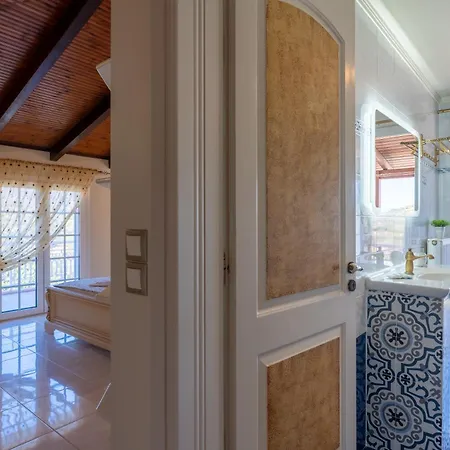 بيت للعطل Liberis Loft