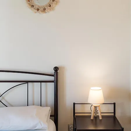 Liberis Loft بيت للعطل *